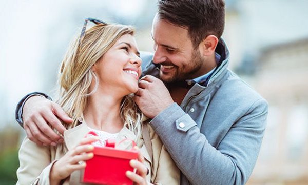 Какво да правим, когато мъжът казва  Обожавам те , вместо  Обичам те 