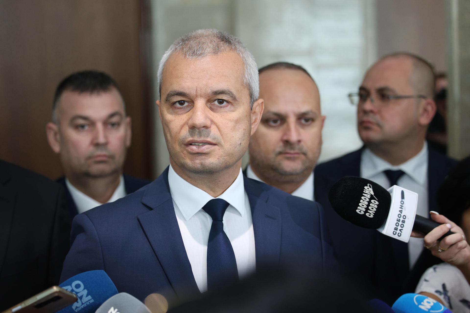 Мафиотско поведение: Костадинов за депутатите с охрана