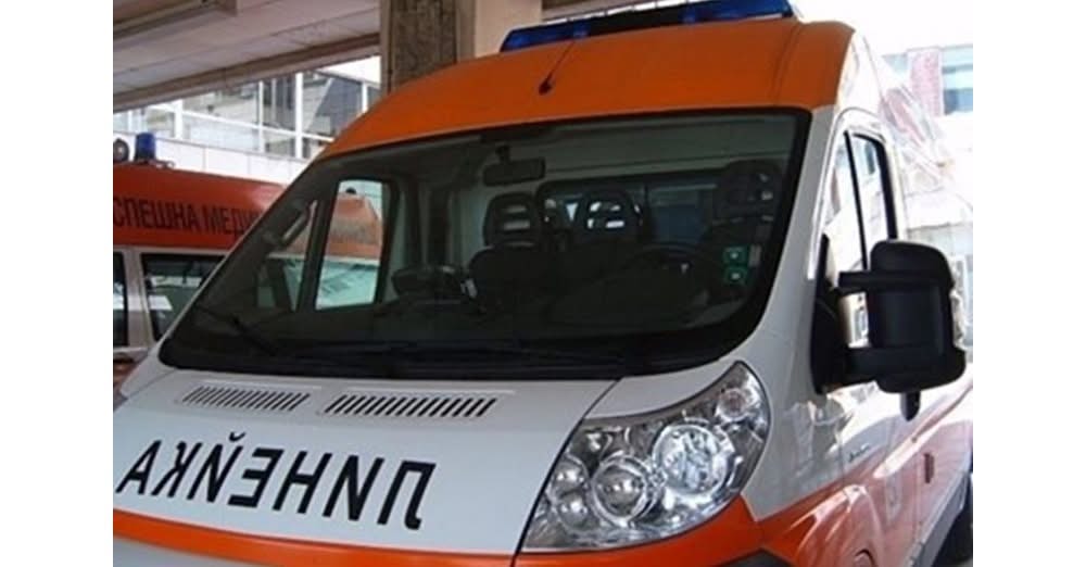 10 души са с хранително отравяне в родопско село, подозират пресни картофи