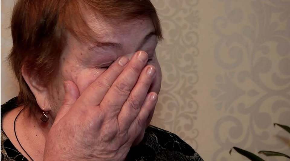 Майка ми ме хвърли на баща ми и избяга. Срещнахме се след много години