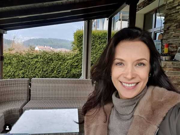 Яна Маринова неузнаваема за нов филм
