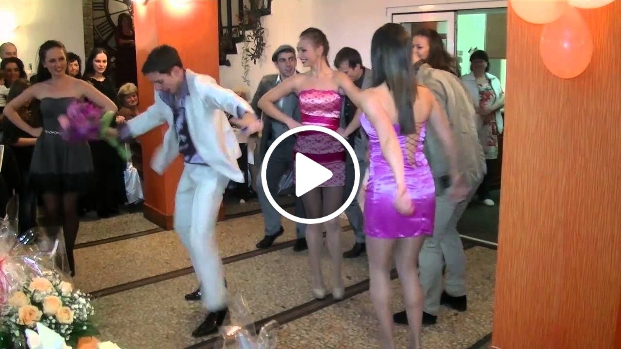Всеки да види каква енергия и светлина излъчват тези Български деца!