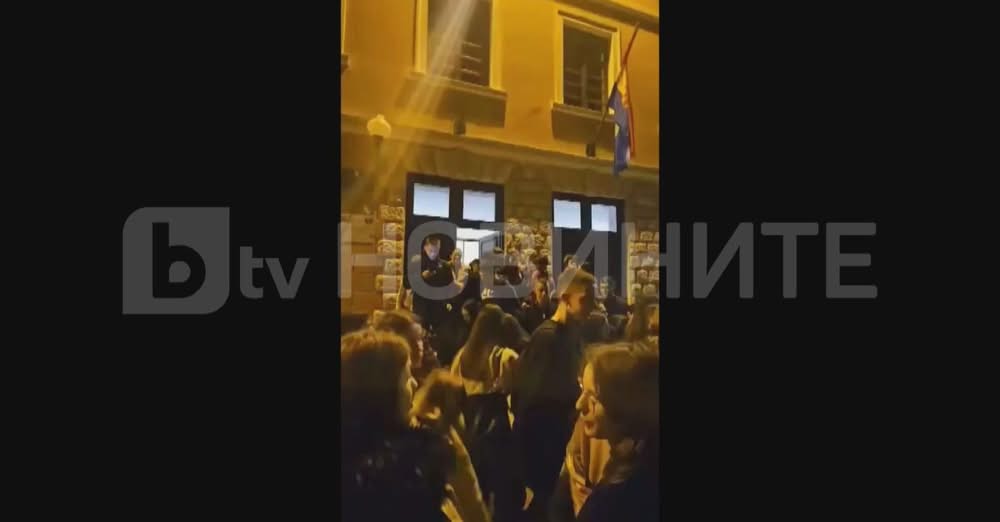 Силно земетресение разлюля Хърватия, хората са навън по улиците (ВИДЕО)