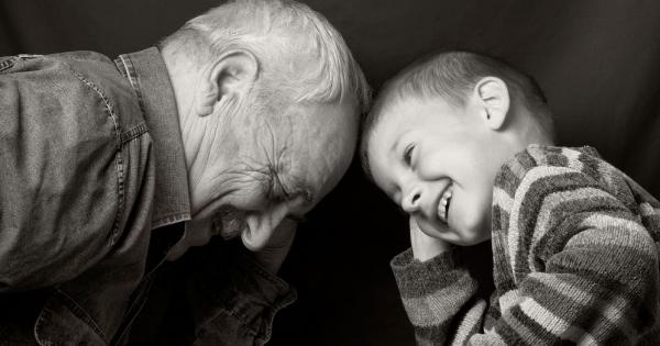 Дядо ми казваше, че сутрин мъжът има две задължения