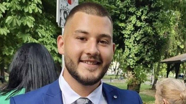 Виждали ли сте го? Издирват 22-годишния Боян