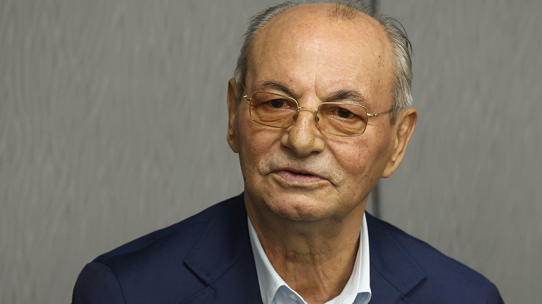 Доган поиска оставка на правителството